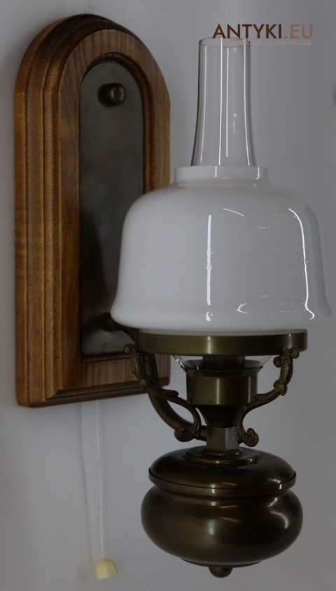 vintage kinkiet drewniany z mosiądzem