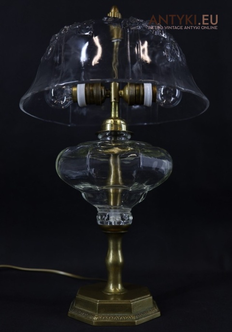 starodawna lampa stołowa z mosiądzu i szkła