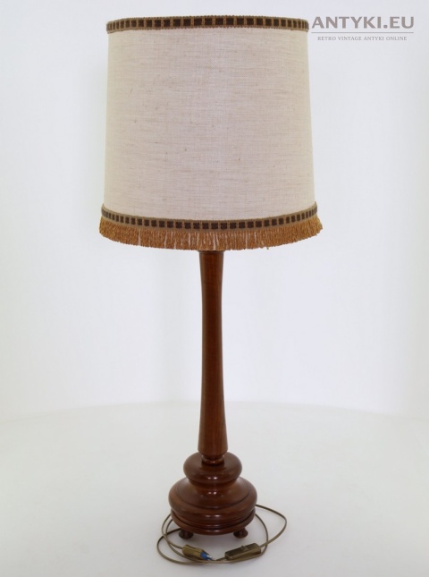 smukła klasyczna lampa stołowa lata 50