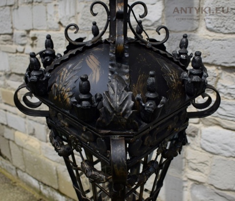 zamkowe zewnętrzne latarnie na ściane