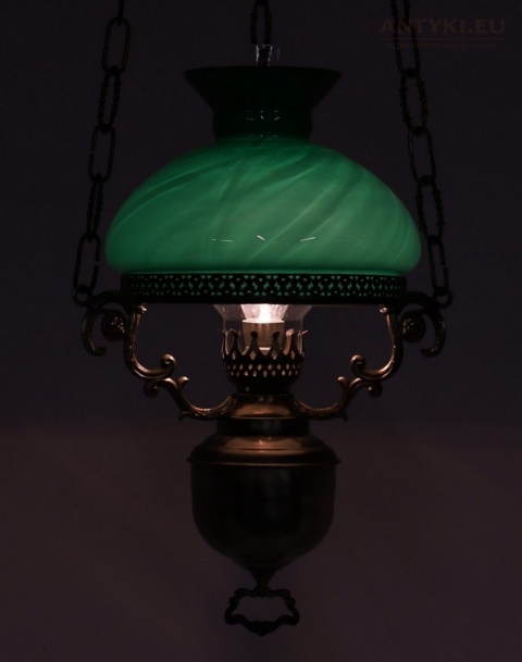 lampa vintage z zielonym kloszem