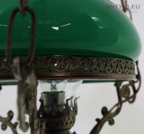 vintage lampa z zielonym kloszem bankierskim
