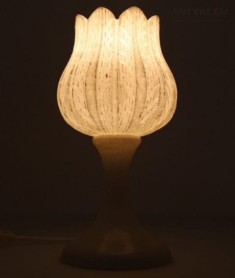 antyczne oświetlenie stołowe alabaster