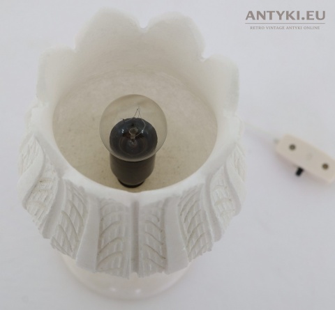 stylowa lampka z naturalnego kamienia