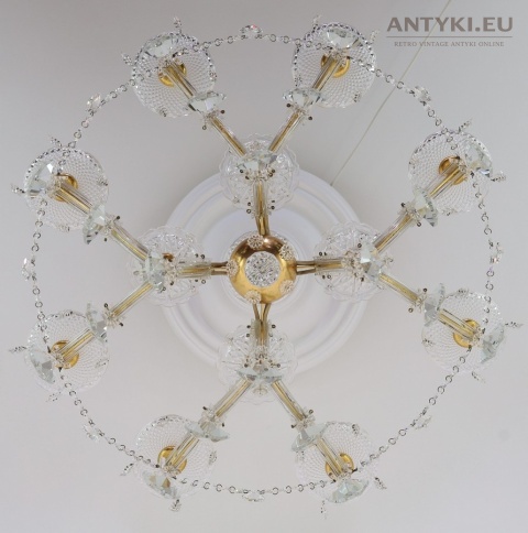 stylowy żyrandol salonowy retro