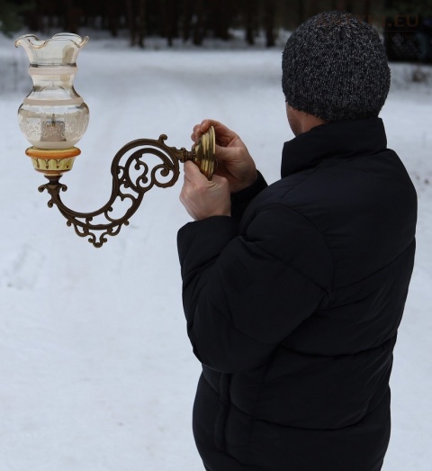 XL duże kinkiety majolika vintage z Francji – mosiądz + szklane klosze