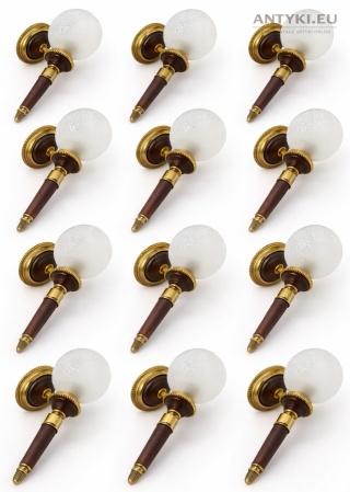 XL kinkiet Schröder & Co – drewno, mosiądz, szklane klosze | vintage retro oświetlenie