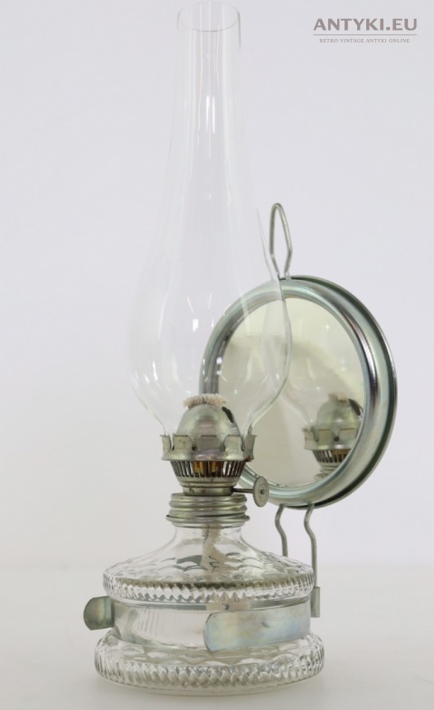 lampka naftowa vintage z lustrem retro