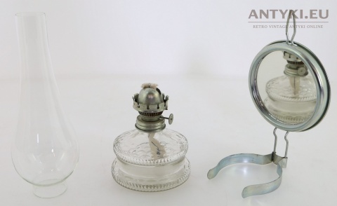 stylowa lampka naftowa do zawieszenia na ścianie