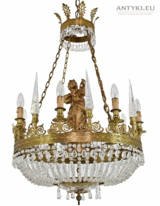 Neobarokowy antyczny żyrandol z kryształami i figurą kobiety – unikatowy okaz z Francji