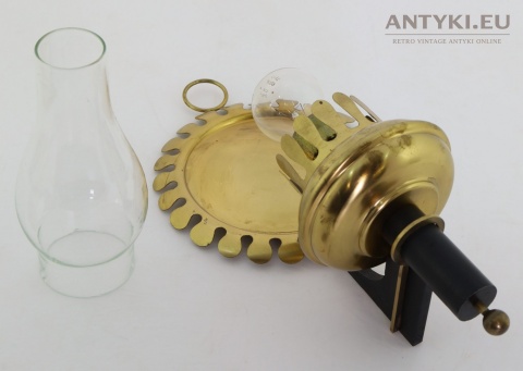 stylowy kinkiet z epoki