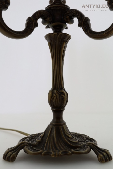 pałacowa antyczna lampa pałacowa