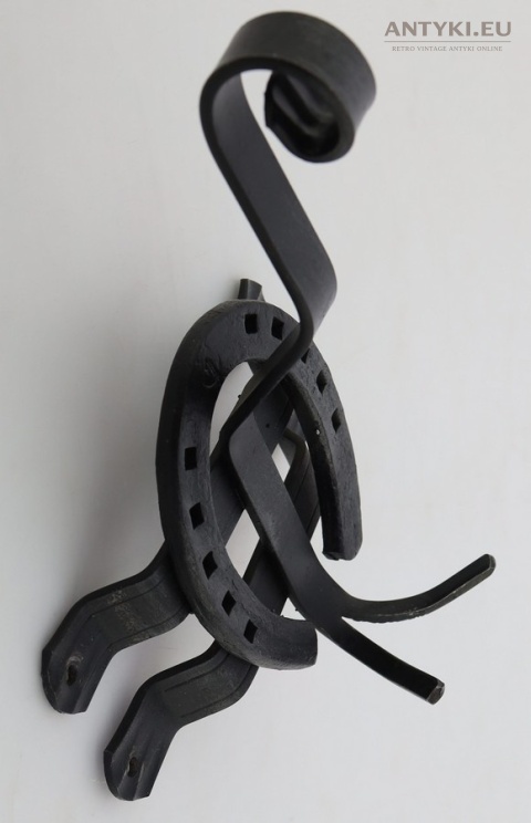 stylowy wieszak retro podkowa na ubrania
