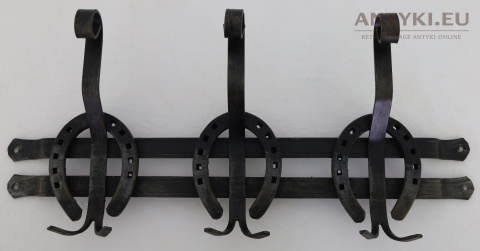 vintage wieszak ścienny trzy podkowy czarny metal