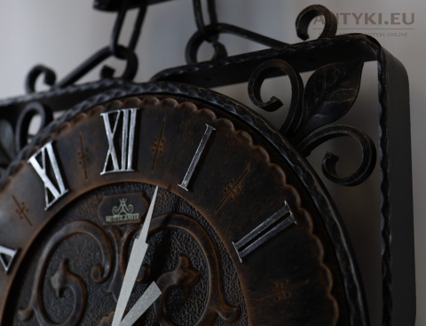 zegar ścienny w stylu rustykalnym z miedzią