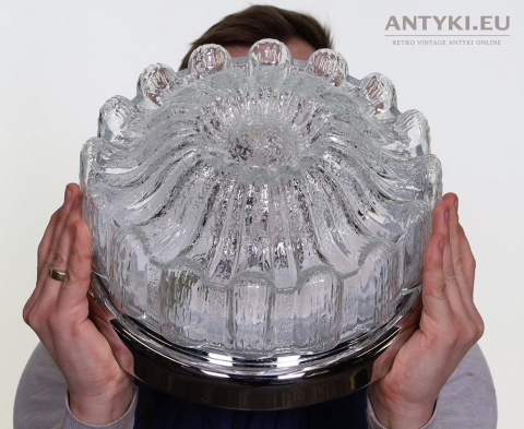 elegancki plafon sufitowy vintage