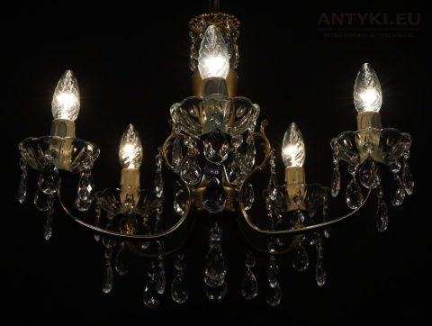 mosiężny żyrandol kryształowy z epoki xx wieku