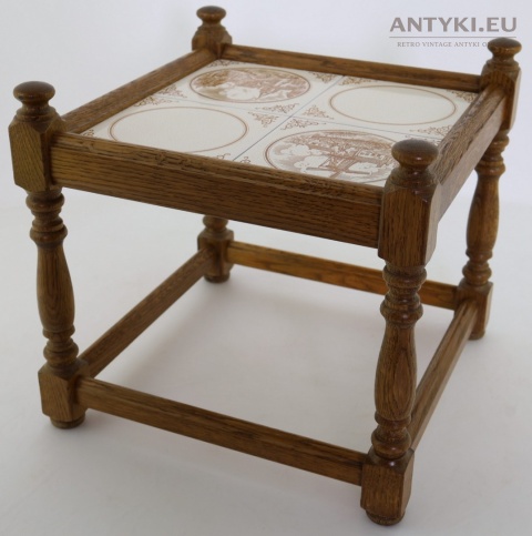 mały kwietnik dębowy rustykalny