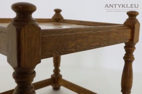 kwietnik retro z ceramiką