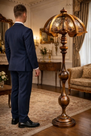 Unikatowa lampa podłogowa z litego drewna w stylu retro – elegancja i ponadczasowy design