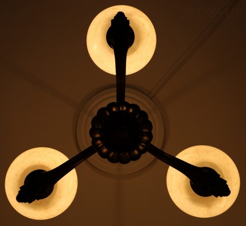 antyczna lampa mosiężna