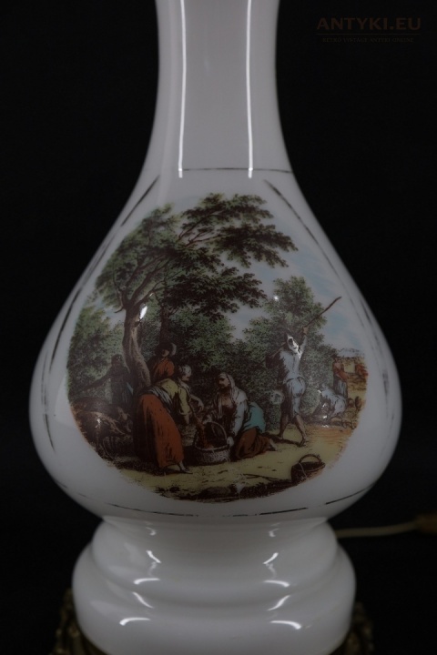 lampa zakowa ze scenką rodzajową