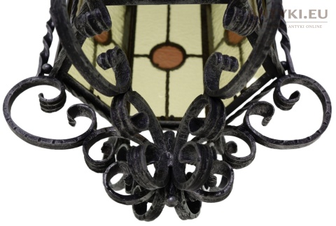 duża lampa sufitowa vintage z witrażowym kloszem
