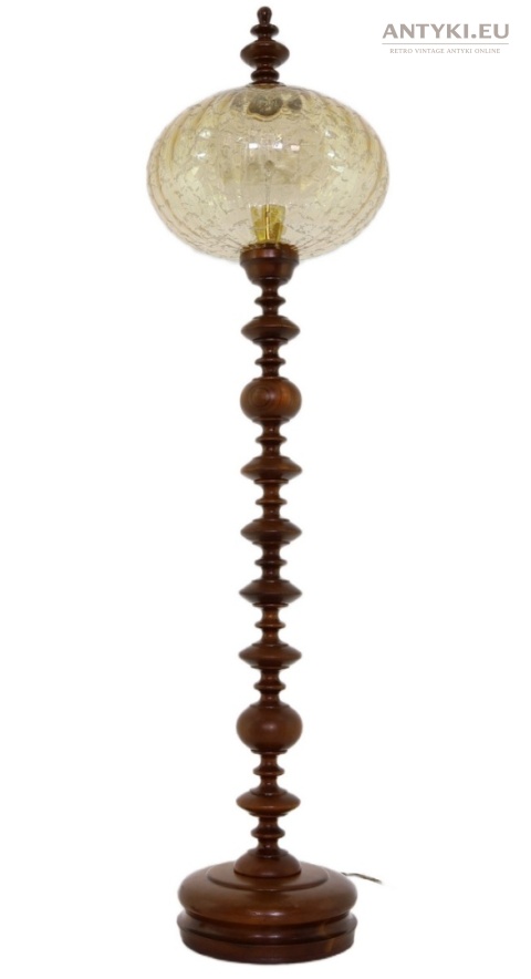 lampa podłogowa dekoracyjna retro