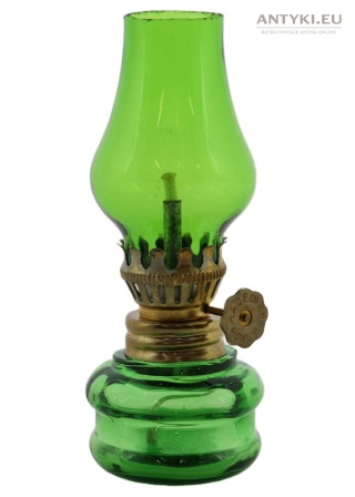 Miniaturowa zielona lampka naftowa szkło Made in Hong Kong – vintage kolekcjonerska