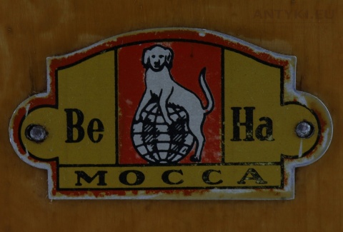 BE HA MOCCA sygnowanie