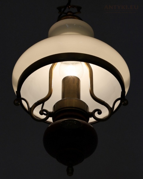 sufitowa lampa retro do ganku