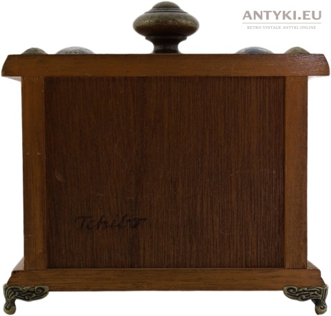 drewniany organizer na podstawki vintage