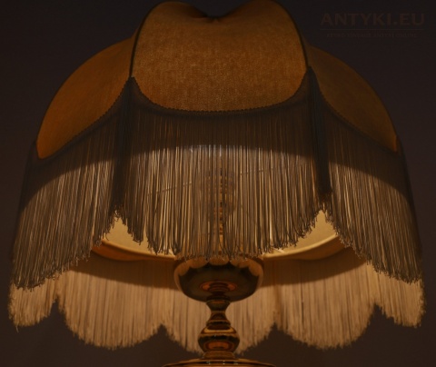 lampa vintage z frędzlami