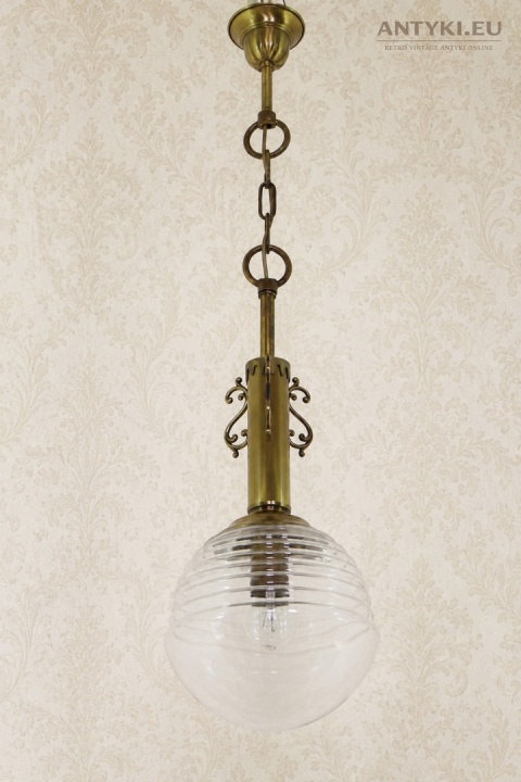 lampa Chesterfield do wysokiego pomieszczenia