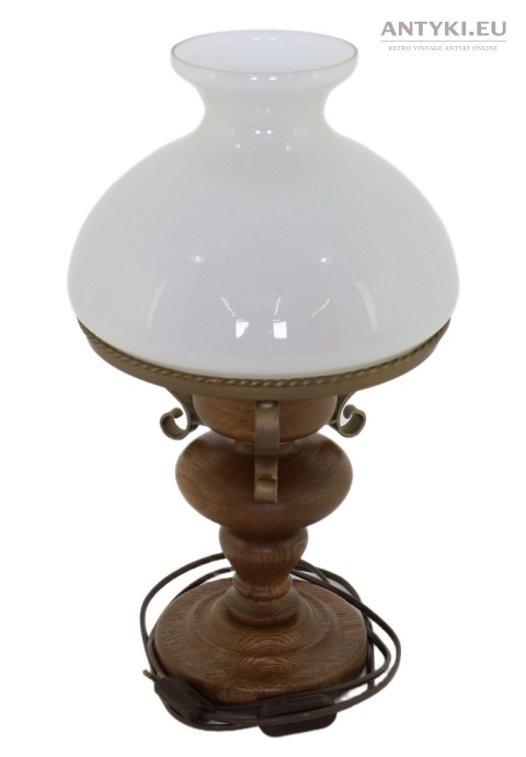 góralska lampa stołowa