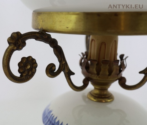 Wysoka mosiężna lampa stołowa vintage w stylu naftowym Delft lata 60/70