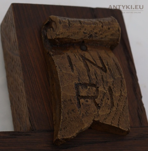 inri antyczny krzyż drewniany