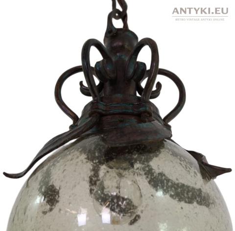 wisząca kuta lampa rustykalna