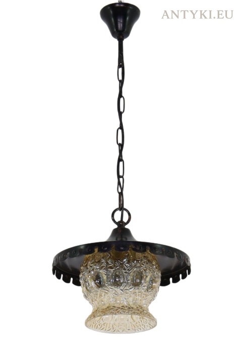 Rustykalna lampa wisząca vintage ze szklanym kloszem – lata 70.