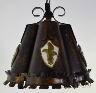 Lampa rycerska templariuszy kuta lampa rustykalna do zamku karczmy oświetlenie do gospody