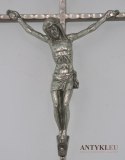 Mały stary srebrny wiszący krzyż z Jezusem Chrystusem antyk art deco