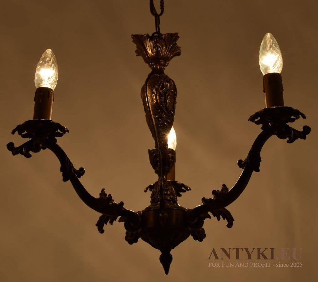 Mały styłowy żyrandol łazienkowy lampa sufitowa mosiężna zabytkowa vintage retro oświetlenie
