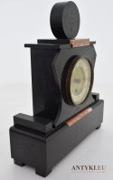 Muzealny zegar kominkowy z przystawkami czarny marmurowy clock antyczny