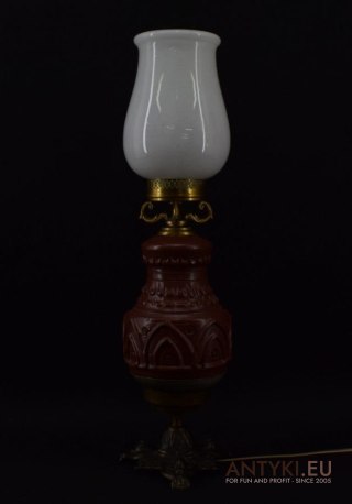 Rustykalna lampka włościańska lampa retro vintage nietuzinkowe oświetlenie na stolik