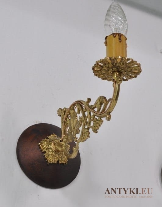 Stare rustykalne kinkiety lampki lampu na ścianę