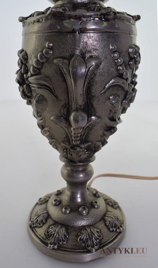 Srebrna lampa stołowa lampka babcina na stoliczek antyk do rustykalnego pokoju
