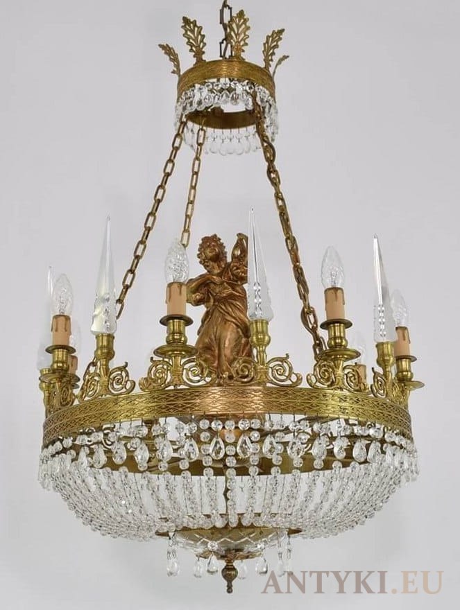 Pałacowy żyrandol kryształowy antyk: Luksus, Elegancja i Historia Wniesione do Twojego Domu
