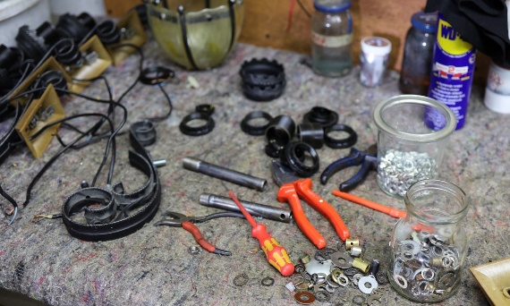 Renowacja starych lamp – dlaczego warto naprawiać antyczne oświetlenie?