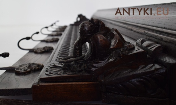 Szukasz prawdziwych antyków do wystroju wnętrz? Jesteś w dobrym miejscu! ✨