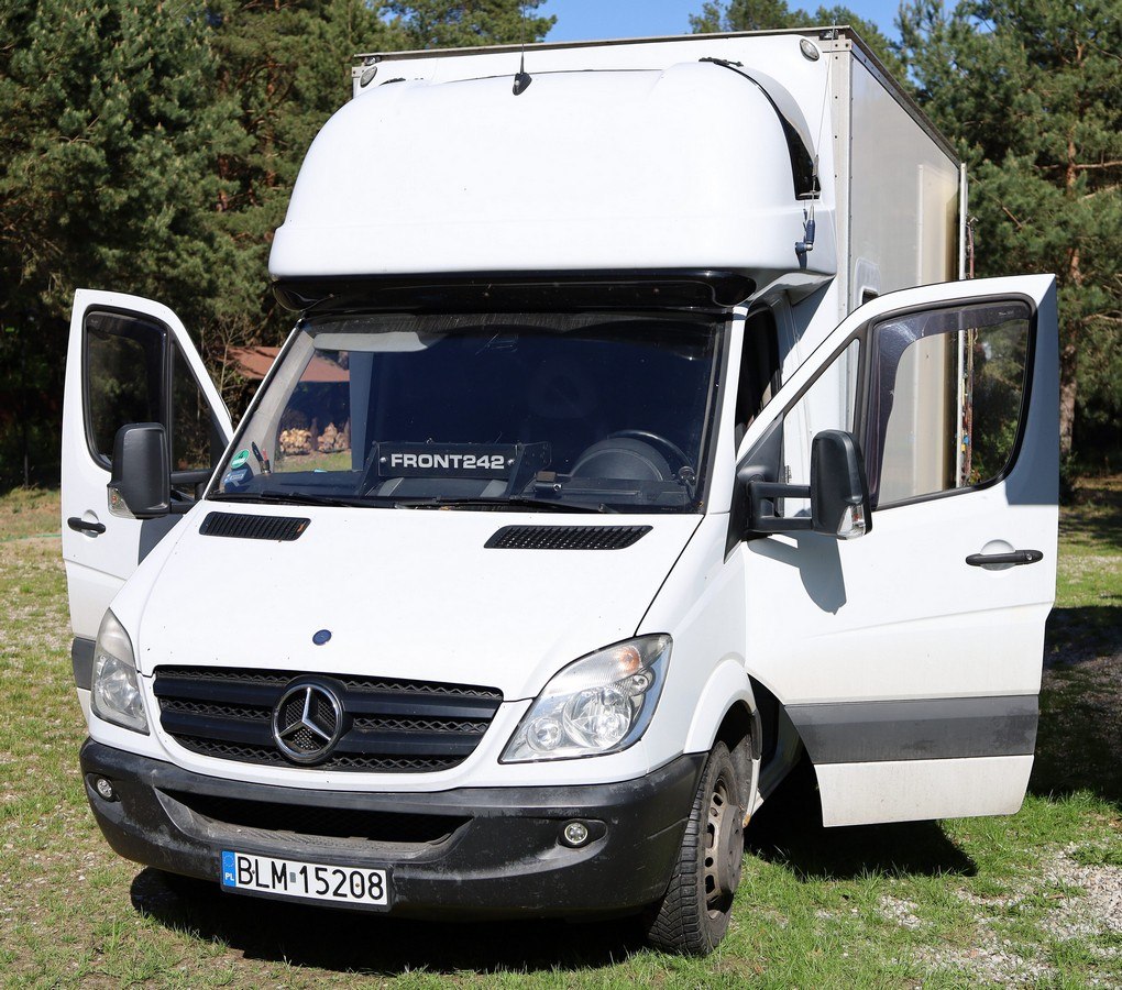 wyprawy po antyki do francji